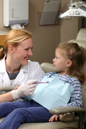 child visiting the dentist